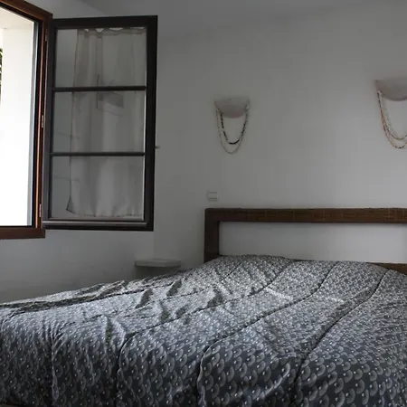 Au Calme A Apartament